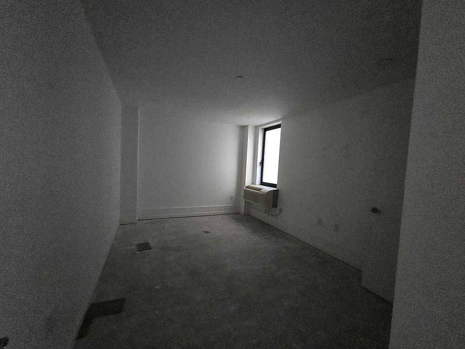 2nd image of 556-557 Market St #11B
