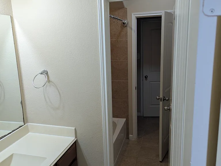 2nd Bathroom