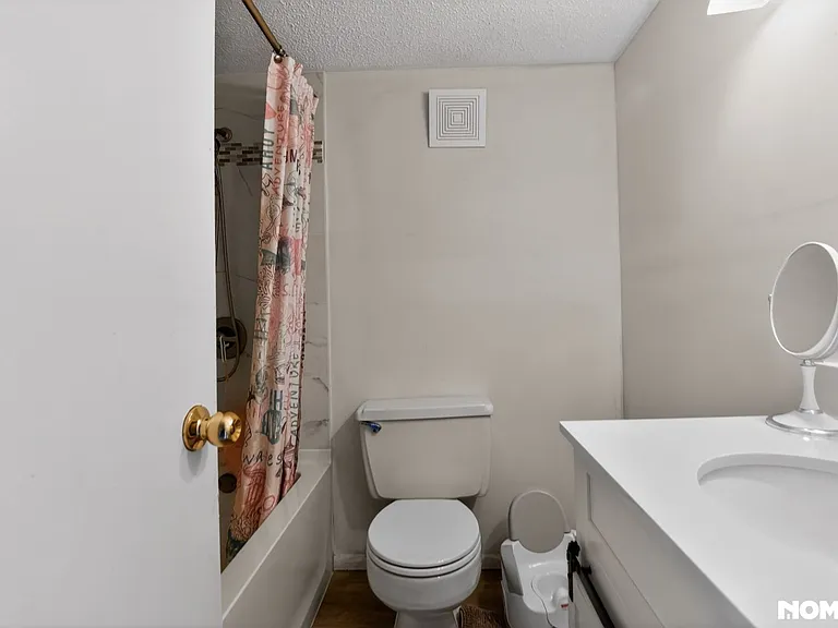 1500 Virginia Ave #203 — Photo 34