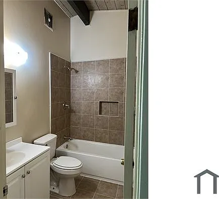 1555 Valle Vista Ave — Photo 8
