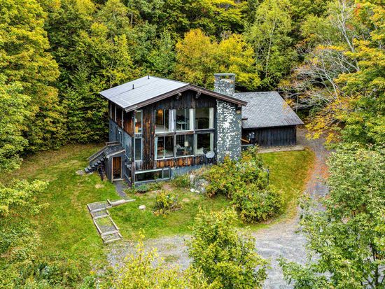 527 Upper Village Road, Warren, VT 05674