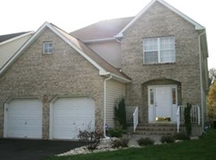 74 Canal View Dr, Lawrence Township, NJ 08648