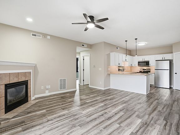 2nd image of 515 Penn Ct APT 7