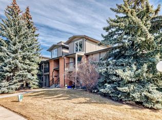 6400 W Coach Hill Rd SW #824, Calgary, AB T3H1B8