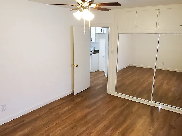 4232 Fair Ave #9 — Photo 9