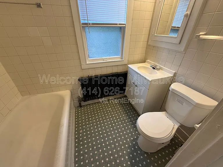 2919A N 50th St #2 — Photo 7