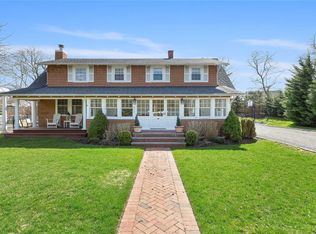 411A Mill Rd, Westhampton, NY 11977