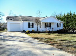 3835 Willard Hall Pl, Lenoir, NC 28645