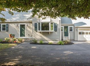 65 Spring St, Medfield, MA 02052