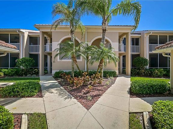 2nd image of 10487 Washingtonia Palm Way APT 3624