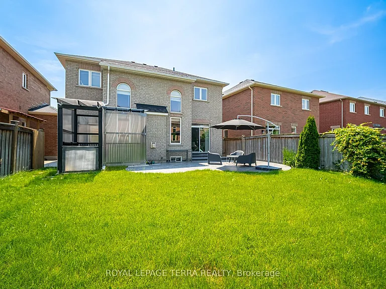 30 Eatonville St #UPPER — Photo 39