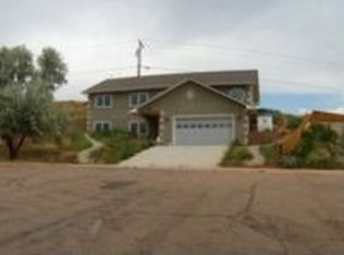 2360 Ames Ct, Laramie, WY 82072