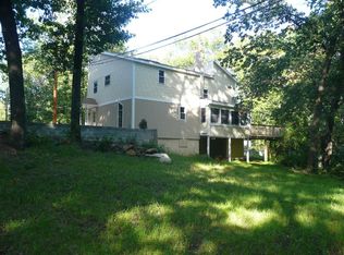 29 Arrow Trl, Groton, MA 01450
