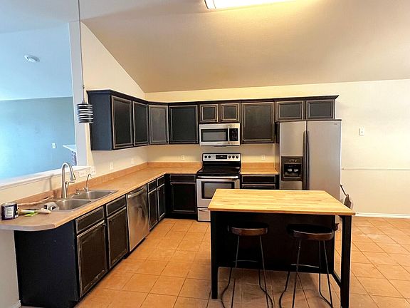 2nd image of 6534 37th St