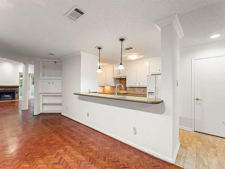 2602 Rice Blvd — Photo 14
