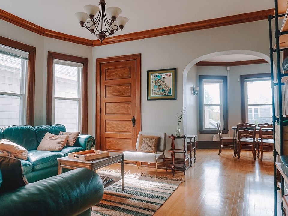 1st image of 2556 S Brisbane Ave #2556