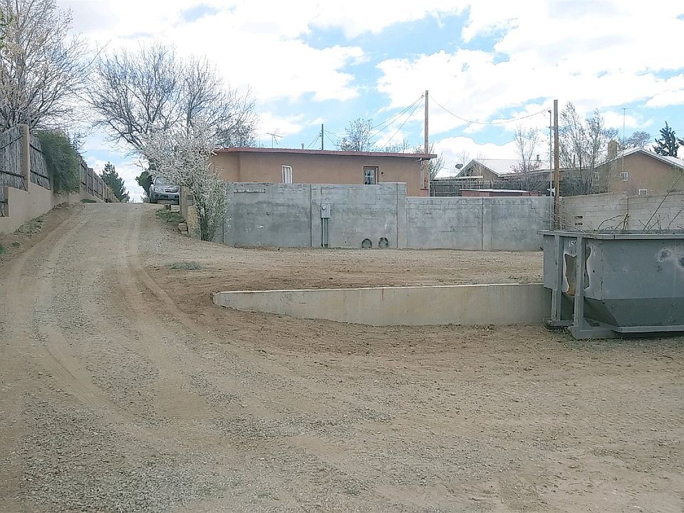 1st image of 1304 Montoya Pl