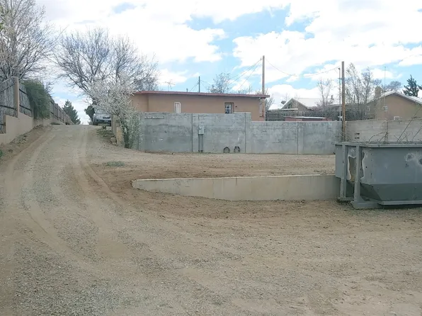 1304 Montoya Pl, Santa Fe, NM 87505