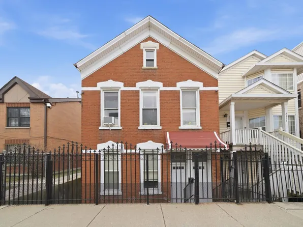 2125 W 18th Pl #1F, Chicago, IL 60608