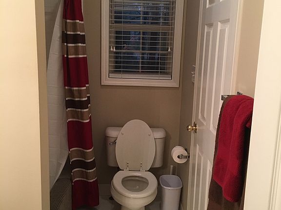 2nd image of 129 Clarin Way