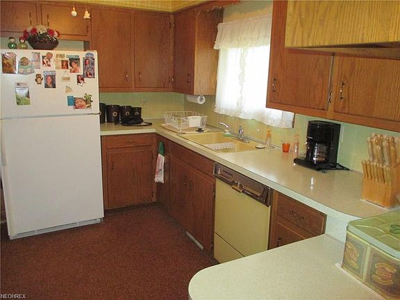 3rd image of 1487 Rose Hedge Ct