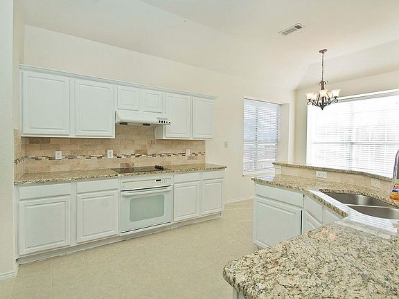 2nd image of 3328 Langston Dr