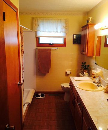 4th image of 103 Middle Dr