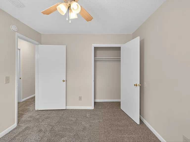 Woodlocke Apartments — Photo 63
