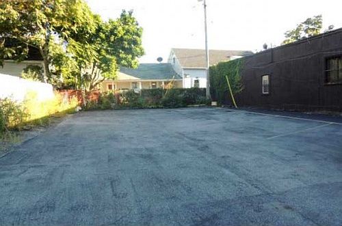 3rd image of 153 Hertel Ave