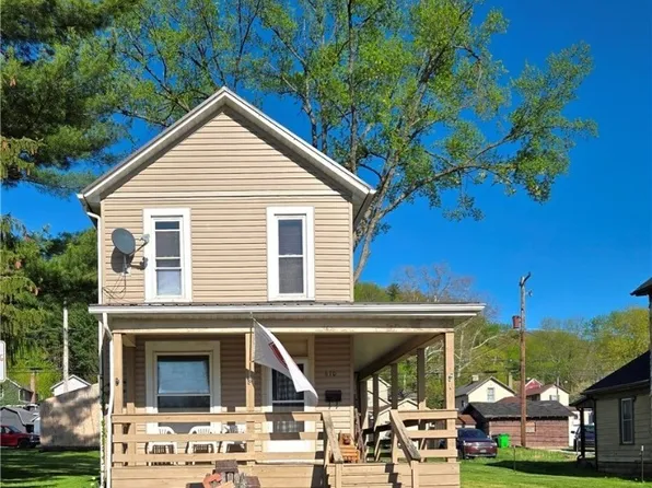610 N 2nd St, Dennison, OH 44621
