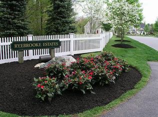 2 Martin Rd, Middleton, MA 01949