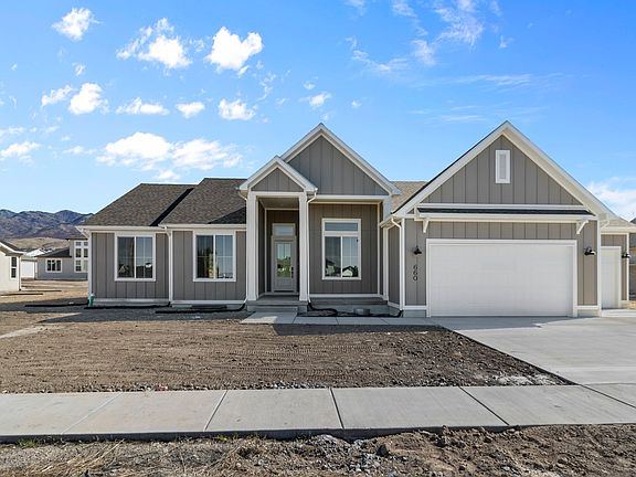 Finished home photos are representational images only. See sales agent for details.