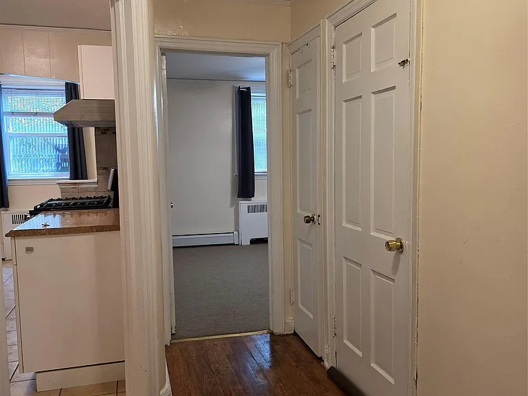 3002 Wilson Ave — Photo 3