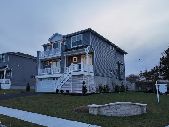 121 Siddons Court, Island Heights, NJ 08732
