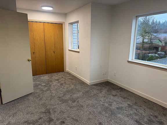 5th image of 20 Park Lane Pl #6