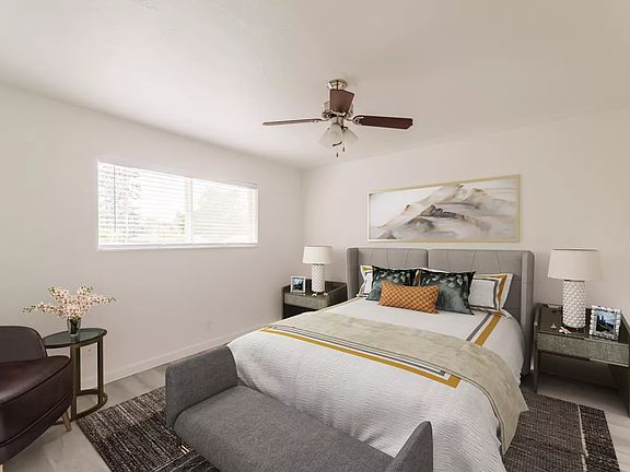 4th image of 11211 NE Weidler St APT 242