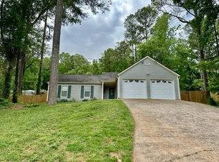 917 Riverstone Way, Woodstock, GA 30188
