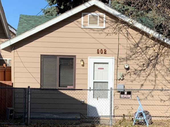 902 1st Ave SW