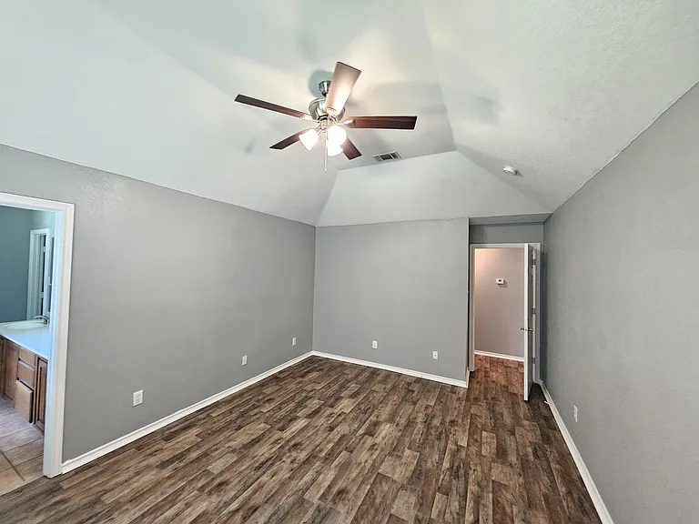 4413 New Meadow Dr — Photo 18
