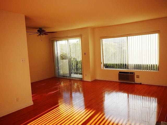 1st image of 10331 Almayo Ave #3