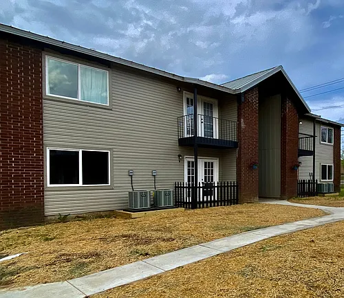 West Towne Apartments Photo 1