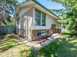 9611 24th St SW, Calgary, AB T2V4L2