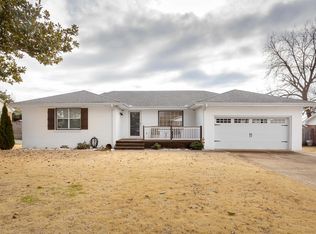 570 Hazelwood Dr, Florence, AL 35633