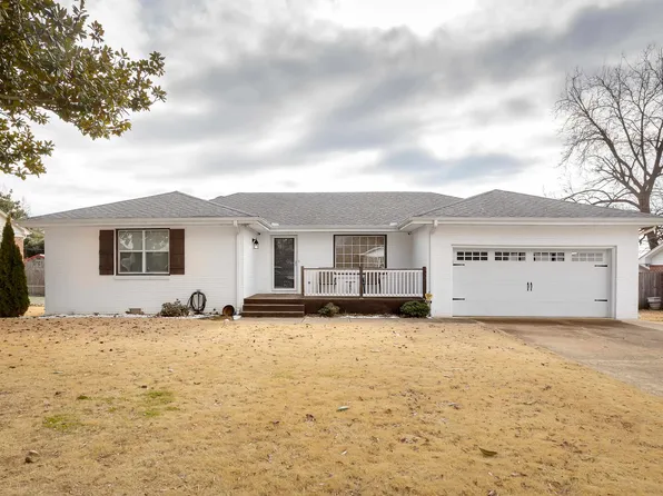 570 Hazelwood Dr, Florence, AL 35633