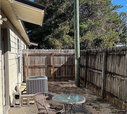 2nd image of 211 Buddy Phelps Dr