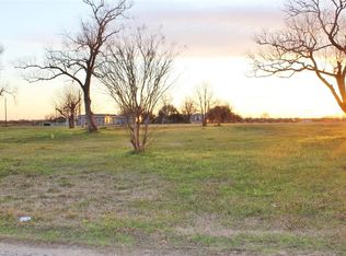 592 Acres Ln, Sealy, TX 77474