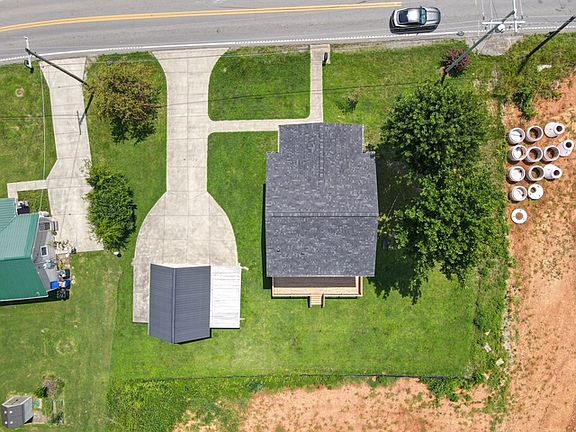 2nd image of 204 Portland Rd