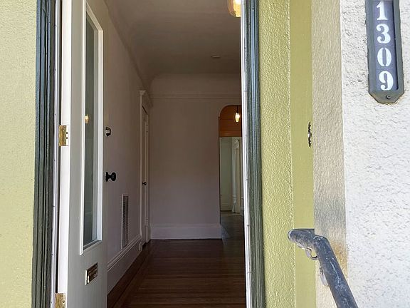 4th image of 1309 19th Ave #1309