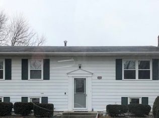 2501 Maplewood Dr, Champaign, IL