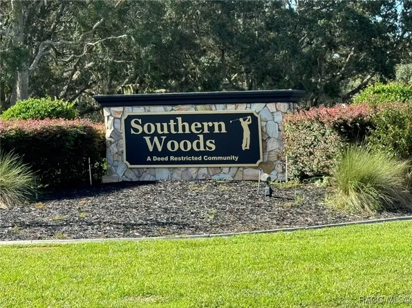 21 Highwood Path, Homosassa, FL 34446